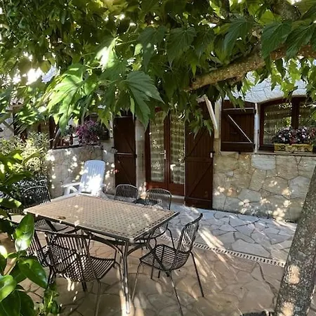 公寓 De 50m2 En Rez De Jardin - 3 Etoiles *